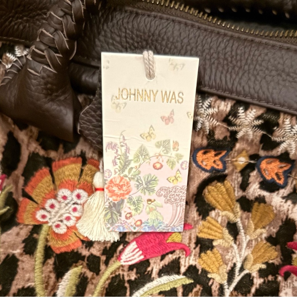 Johnny Was Rosalva Overnight Embroidered Bag

15” height
18” length